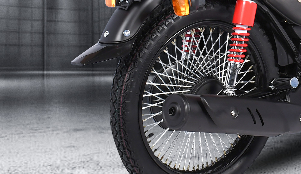La Moto utilitaria CG 125 cuenta con aro de rayos para mayor estilo